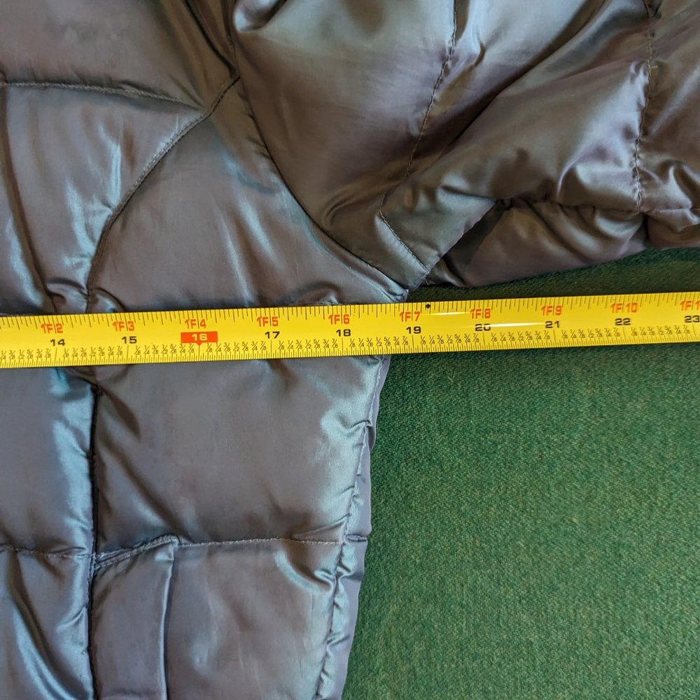 Guess Cropped Down Coat with Furry Hood XS - Picture 12 of 15